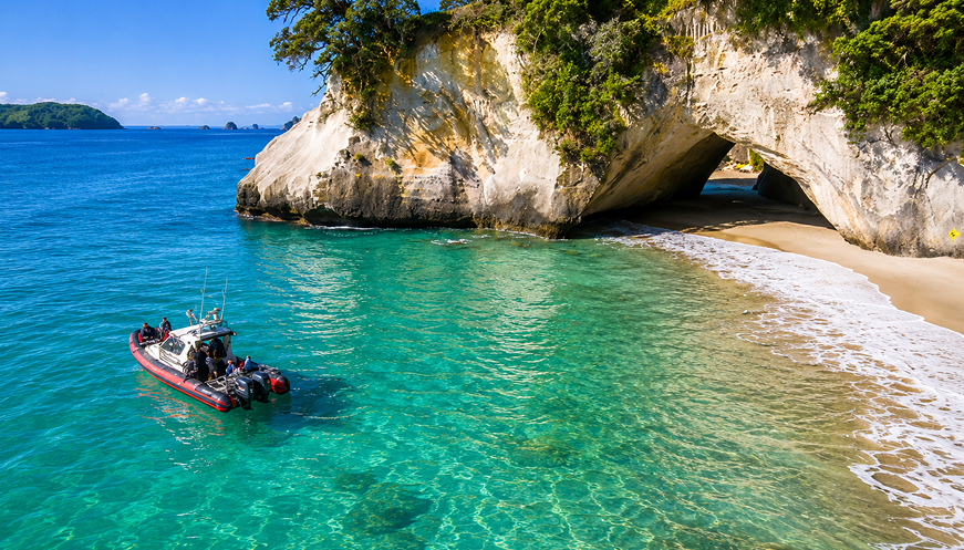 7-Day Northern Coast, Springs & Volcanic Wonders Journey